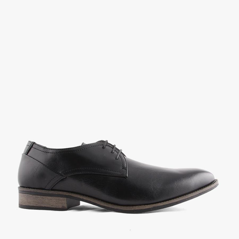 Men's dress shoes