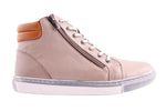 Ladies leather sneaker