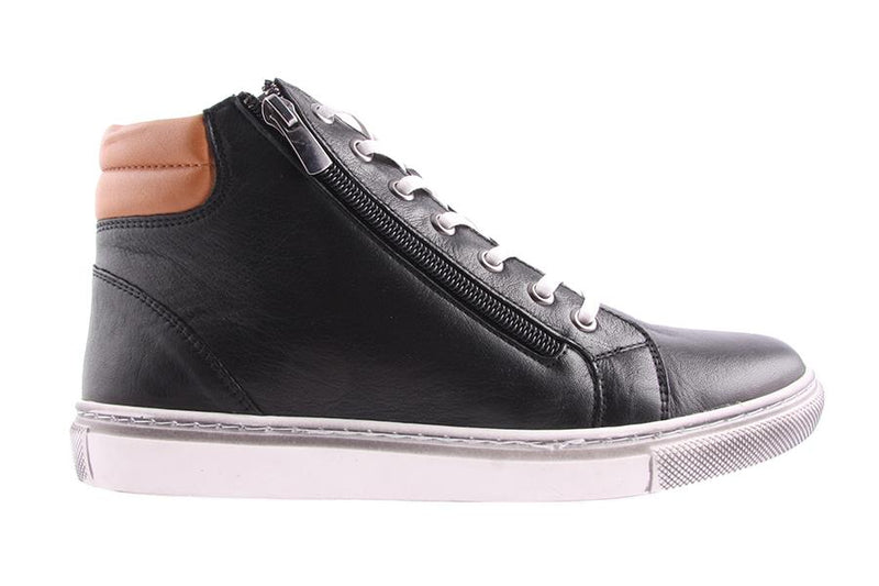 Ladies leather sneaker