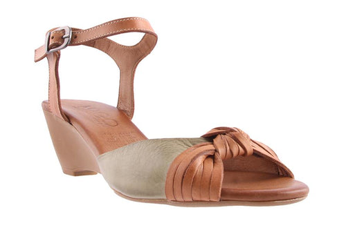 Ladies leather wedge sandal